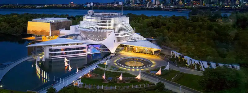 【ケベック州】18歳から遊べるカナダ最大級のカジノ・ド・モントレアル（Casino de Montréal）