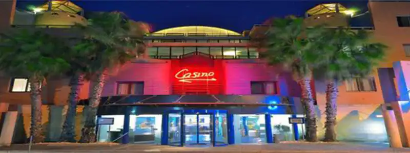 北部のビーチリゾートでカジュアルに楽しむオラクルカジノ